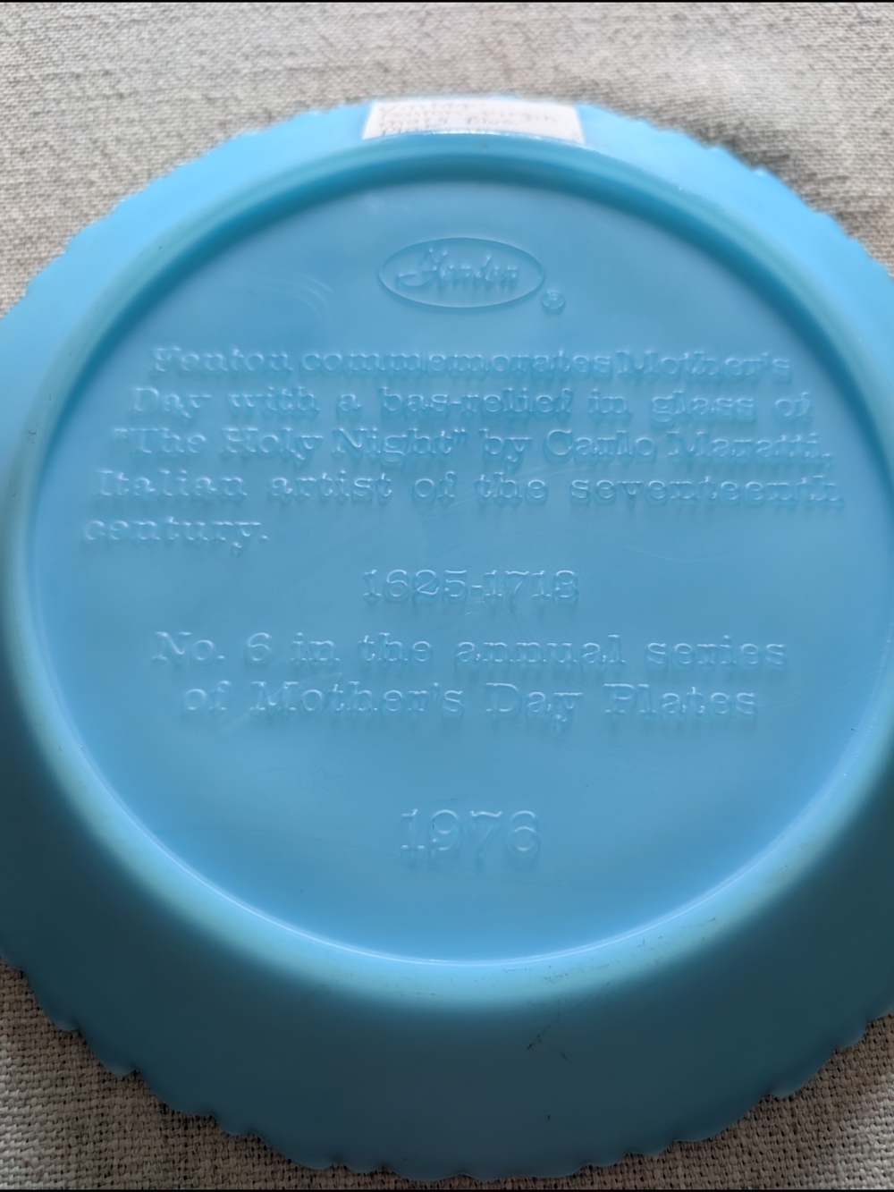 Vintage Fenton Blue Glass Mother’s Day Plate Holy Night 1976 Christianity - Picture 3 of 4